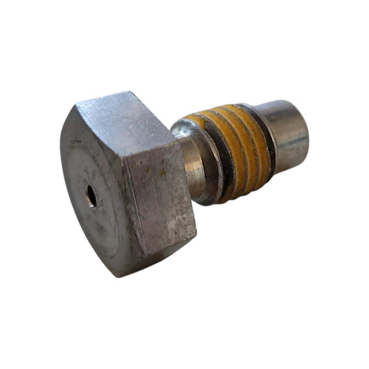 3850931 - Screw